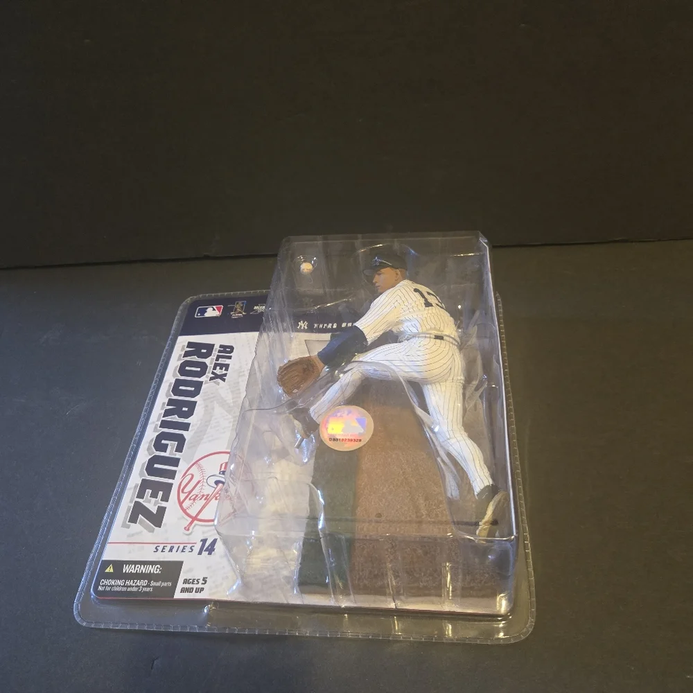 VINTAGE NEW YORK YANKEES MLB BASEBALL ALEX RODRIGUEZ #13 FIGURINE SEALED IN PKG